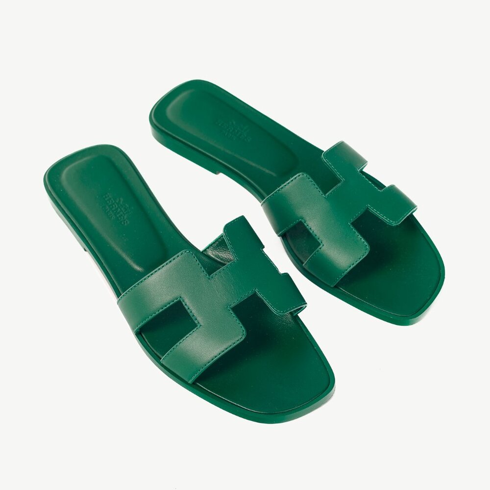 Hermes Oran Vert Electrique Calfskin H-Strap Sandals